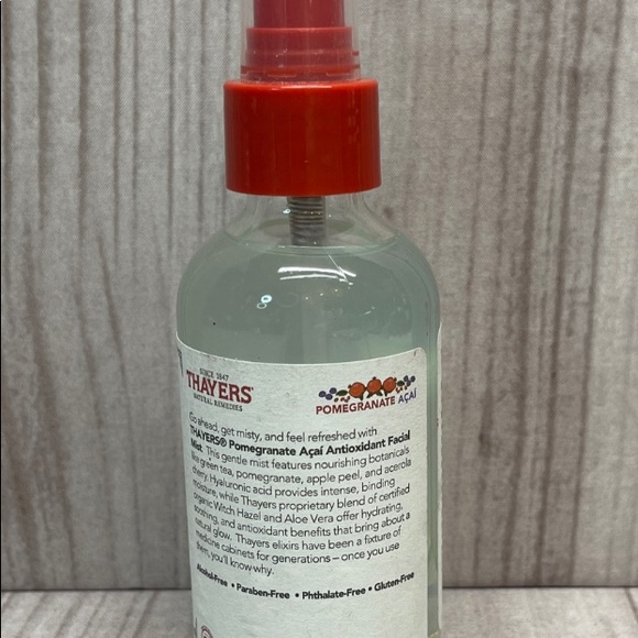 Thayer's Calming Facial Mist 4 fl oz Pomegranate Acai Witch Hazel Aloe Vera - Picture 3 of 3